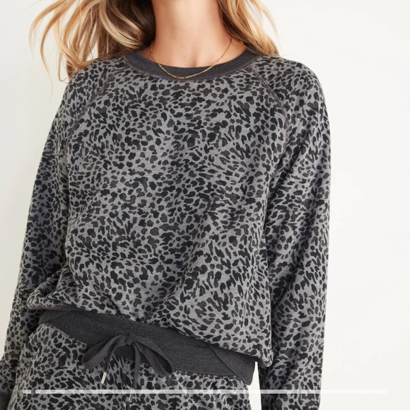 old navy leopard sweatshirt